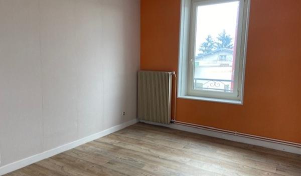 grand appartement T4 de 100 m²