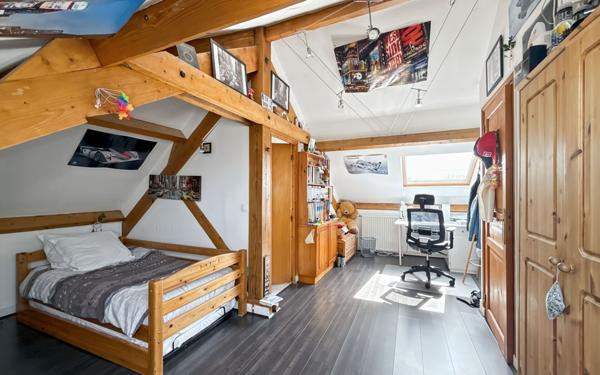 Maison à vendre    6 pièces • 149,07 m2 Saulx-les-Chartreux