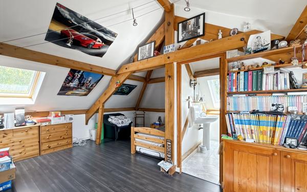 Maison à vendre    6 pièces • 149,07 m2 Saulx-les-Chartreux