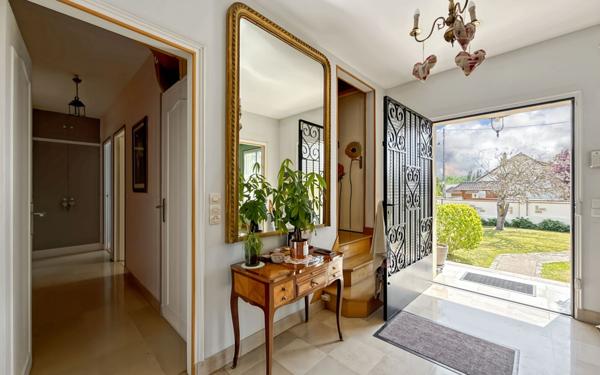 Maison à vendre    6 pièces • 149,07 m2 Saulx-les-Chartreux