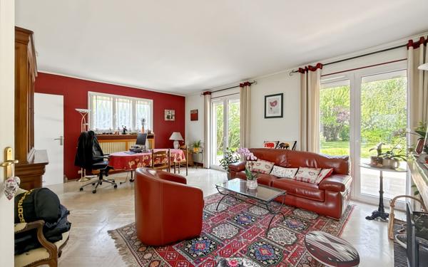 Maison à vendre    6 pièces • 149,07 m2 Saulx-les-Chartreux