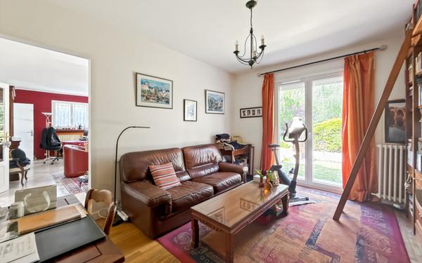 Maison à vendre    6 pièces • 149,07 m2 Saulx-les-Chartreux