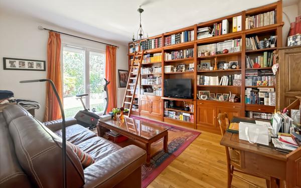 Maison à vendre    6 pièces • 149,07 m2 Saulx-les-Chartreux