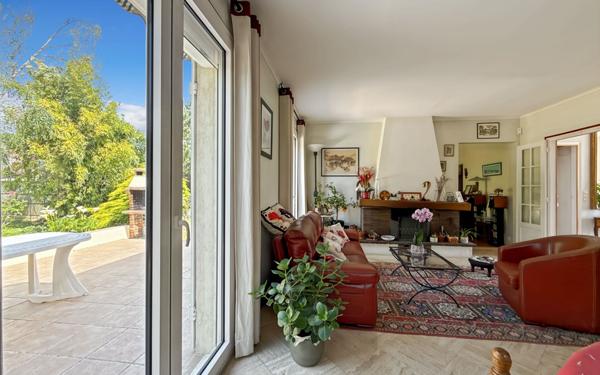 Maison à vendre    6 pièces • 149,07 m2 Saulx-les-Chartreux