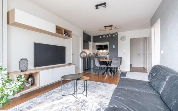 Appartement à vendre    3 pièces • 54,07 m2 Saint-Maurice