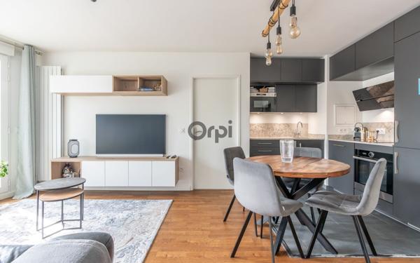 Appartement à vendre    3 pièces • 54,07 m2 Saint-Maurice