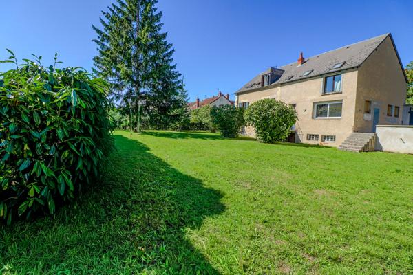 Maison 4 chambres,2h30 PARIS,proche commerces et écoles,NEVERS,centre ville, garage,cave