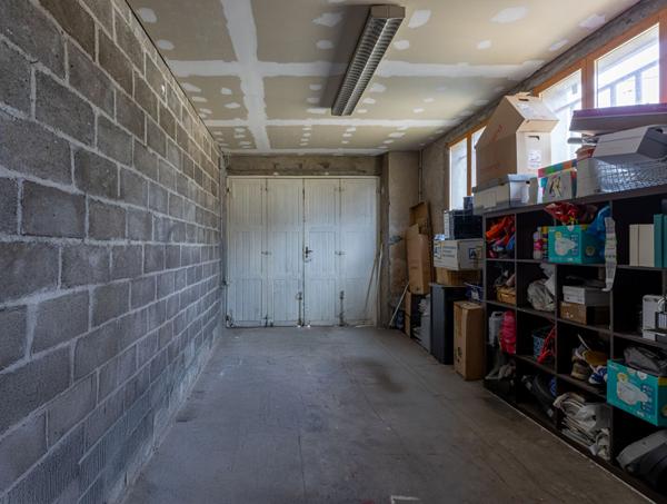 Maison 4 chambres,2h30 PARIS,proche commerces et écoles,NEVERS,centre ville, garage,cave