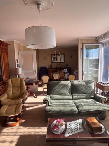 Appartement à vendre à Le Mans dans la Sarthe (72000), ref : LMY/LEN   
AVENUE DE LA LIBERATION