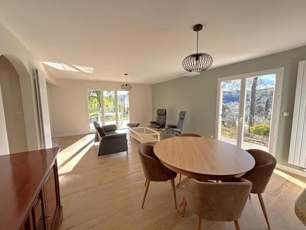 La Colle-sur-Loup, Élégante maison familiale rénovée, calme absolu