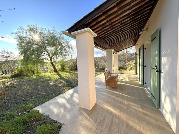 La Colle-sur-Loup, Élégante maison familiale rénovée, calme absolu