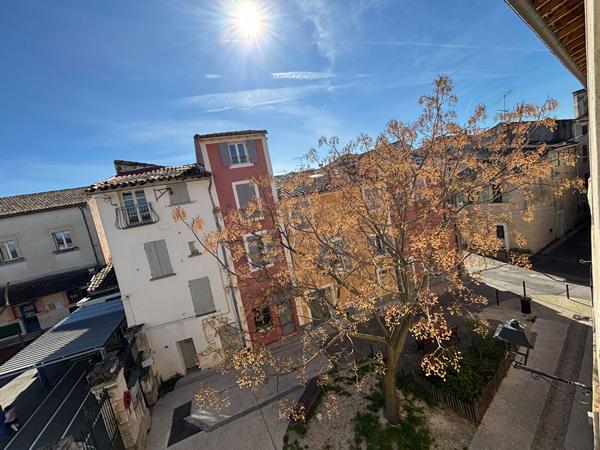 APPARTEMENT T2 48.82M² CENTRE VILLE ISLE SUR LA SORGUE AVEC CAVE