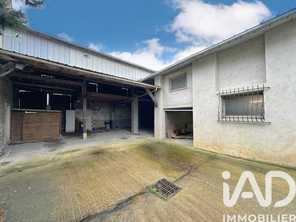 Immeuble à vendre 160 m² Plailly