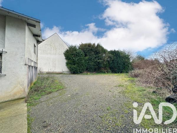 Immeuble à vendre 160 m² Plailly