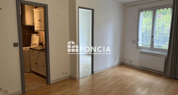 Location Appartement 2 pièces 32.81 m² - Fontainebleau 77300