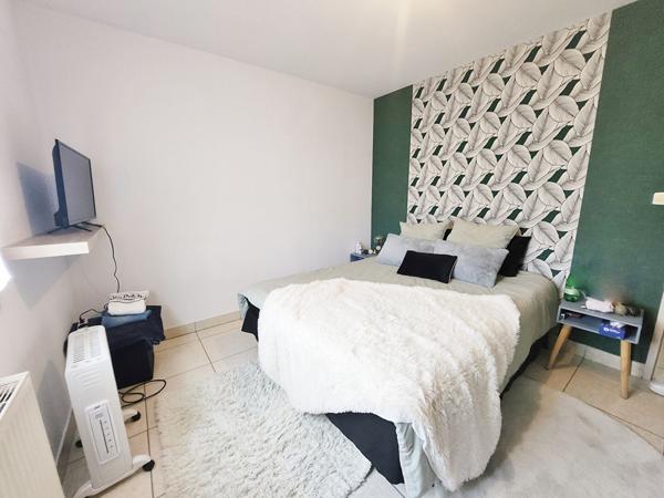 Maison de plain pied 79 m² Ecommoy - 3 chambres