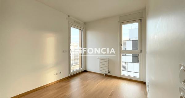Location Appartement 4 pièces 100.63 m² - Les Ulis 91940