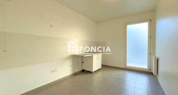 Location Appartement 4 pièces 100.63 m² - Les Ulis 91940