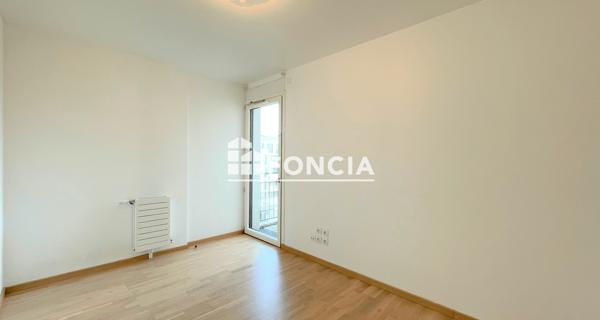 Location Appartement 4 pièces 100.63 m² - Les Ulis 91940