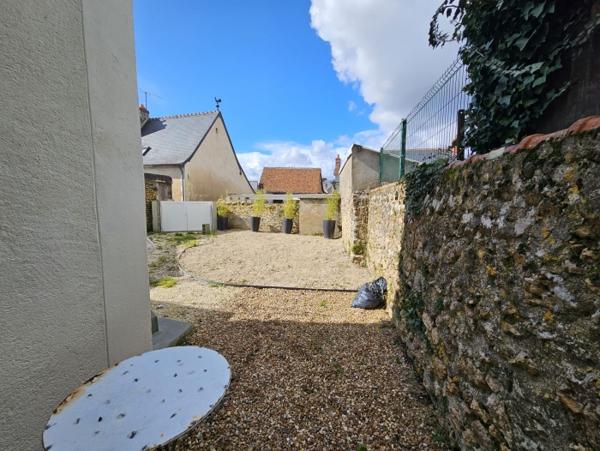Maison rénovée de 115m2 à Monnaie