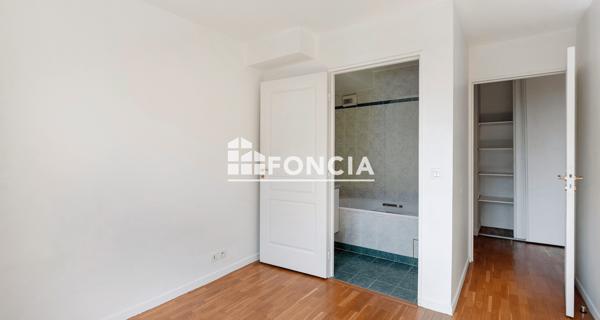 À vendre Appartement 2 pièces 44.34 m² - Le Plessis-robinson 92350