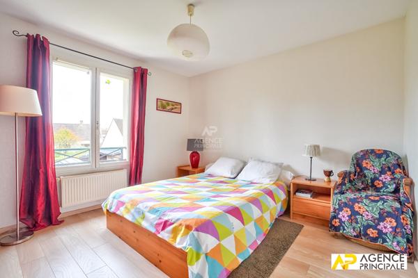 Maison Le Mesnil Le Roi 7 pièce(s) - 4 chambres €1 155 000 ** - Référence 4574