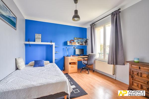 Maison Le Mesnil Le Roi 7 pièce(s) - 4 chambres €1 155 000 ** - Référence 4574