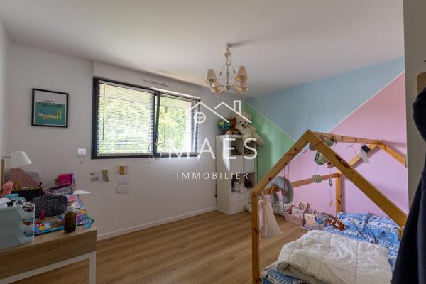 Superbe maison individuelle – 4 chambres – avec piscine