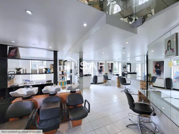 Superbe local commercial et son salon de coiffure