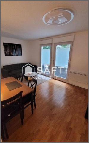 Studio avec grande terrasse – Résidence récente avec ascenseur