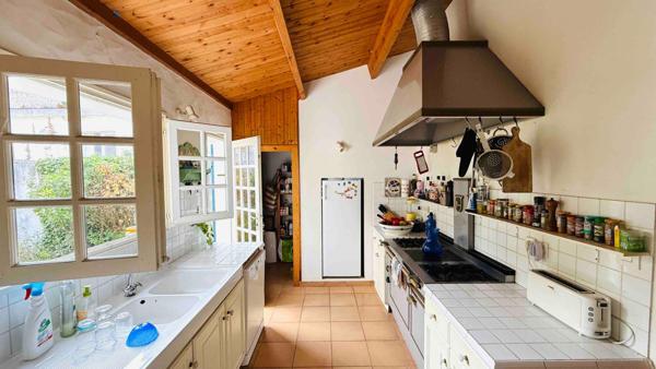 Maison à L' ILE-D'YEU, 85350 - 7 pièces 135m²