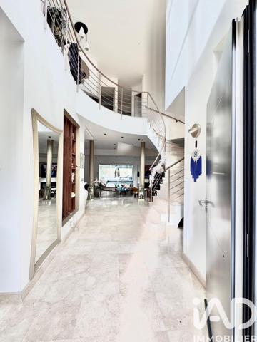 Maison à vendre 10 pièces 361 m² Noisy-le-Grand