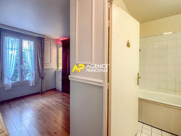 Sartrouville - Le Fresnay Vieux Pays - Appartement 5 pièces 100.46 m2 €455 800 ** - Référence 9507