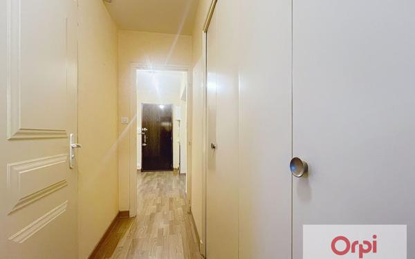 Appartement à louer    3 pièces • 72 m2 Montluçon