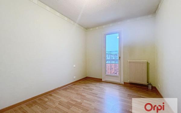 Appartement à louer    3 pièces • 72 m2 Montluçon