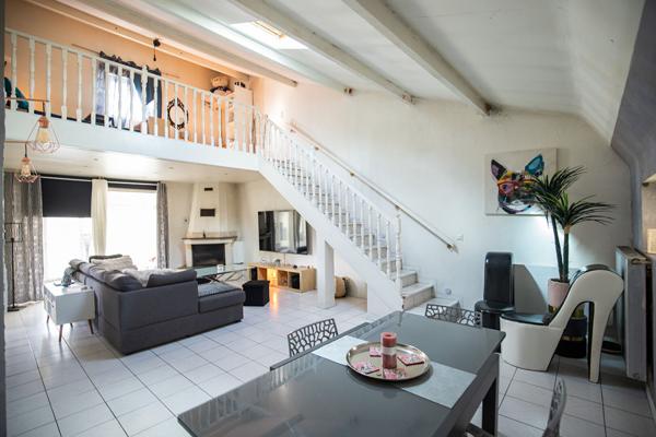 Maison 9 pièces 184.3 m2