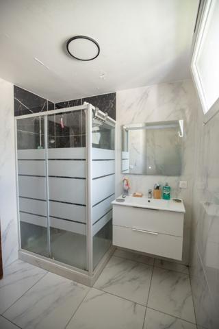 Maison 9 pièces 184.3 m2