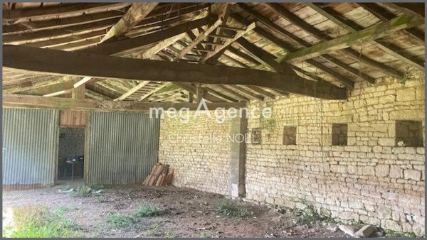 Terrain à LES MAGNILS-REIGNIERS, 85400 - 1000m²