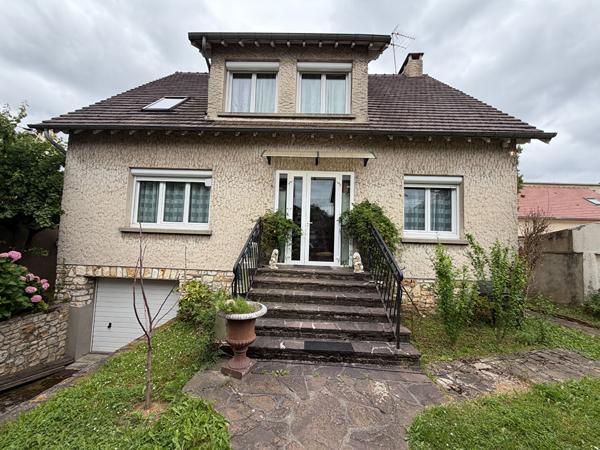Maison 10 pièces 230 m2