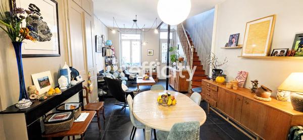 Maison
         5 pièces
        - 97 m² Exclusivité 266 000 € *
