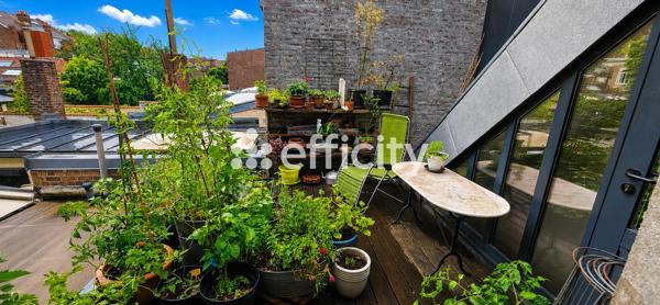 Maison
         5 pièces
        - 97 m² Exclusivité 266 000 € *