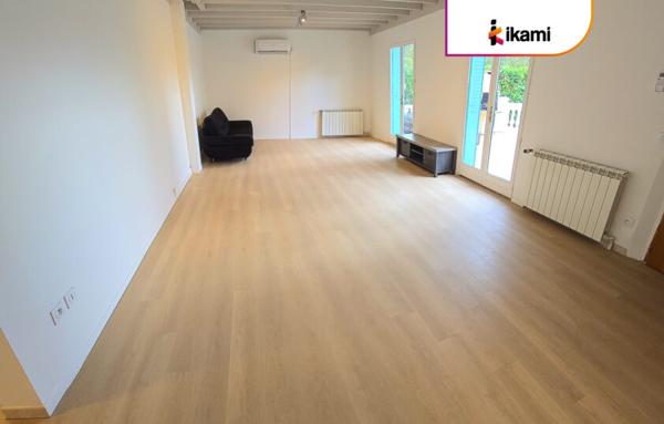 Belle propriété rénovée avec plus d'un hectare de terrain