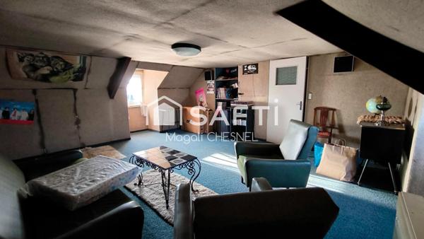 Maison en pierre de caractère d’environ 172 m² sur un terrain de 1210 m².