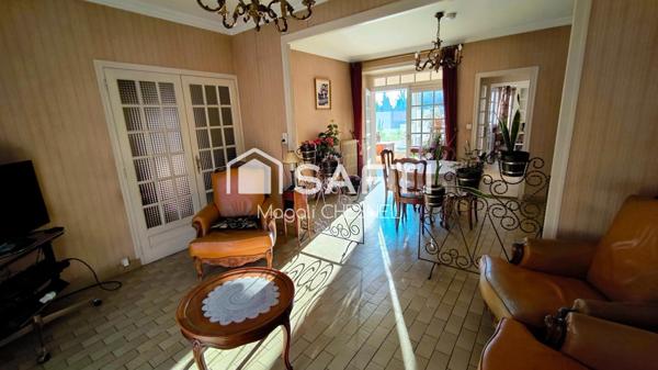 Maison en pierre de caractère d’environ 172 m² sur un terrain de 1210 m².