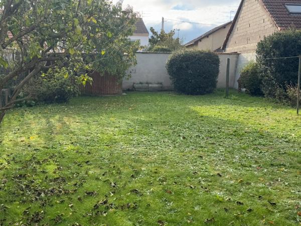 Spacieuse maison familiale de 150 m² habitables avec jardin, terrasses et grand parking à LANEUVEVILLE DEVANT NANCY (54)