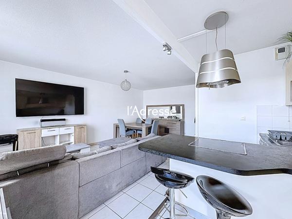 Exclusivité l'Adresse Immobilier - Tournefeuille - Appartement T3 de 65m² avec 2 places de parking S.sol + 1 place de parking aérienne