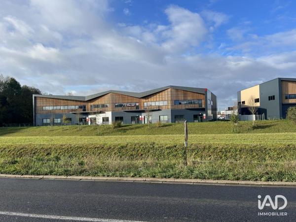 Location local d’activité 912 m² Évry-Grégy-sur-Yerre