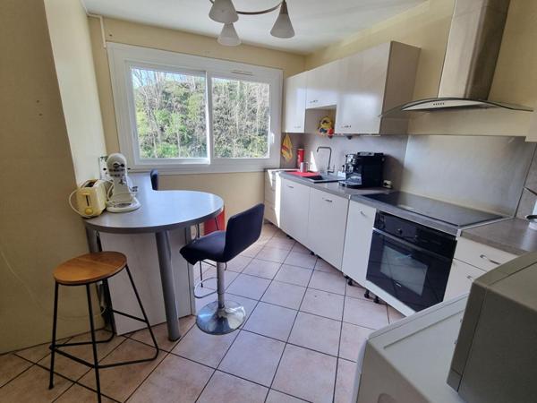 Appartement Neuville Sur Saone 4 pièces 72 m2 balcon