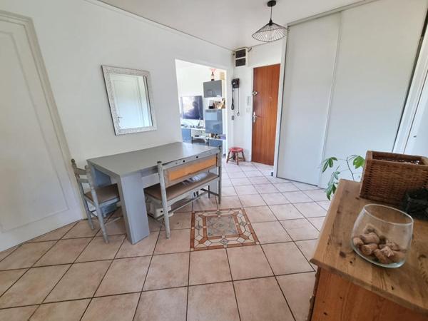 Appartement Neuville Sur Saone 4 pièces 72 m2 balcon