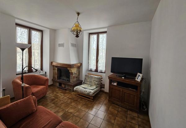 Maison à vendre 7 pièces (74)